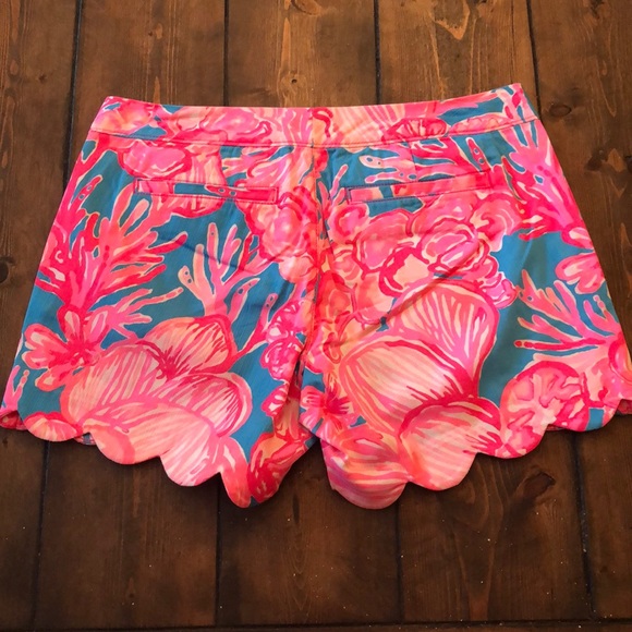 Lily Pulitzer Shorts - Picture 4 of 4